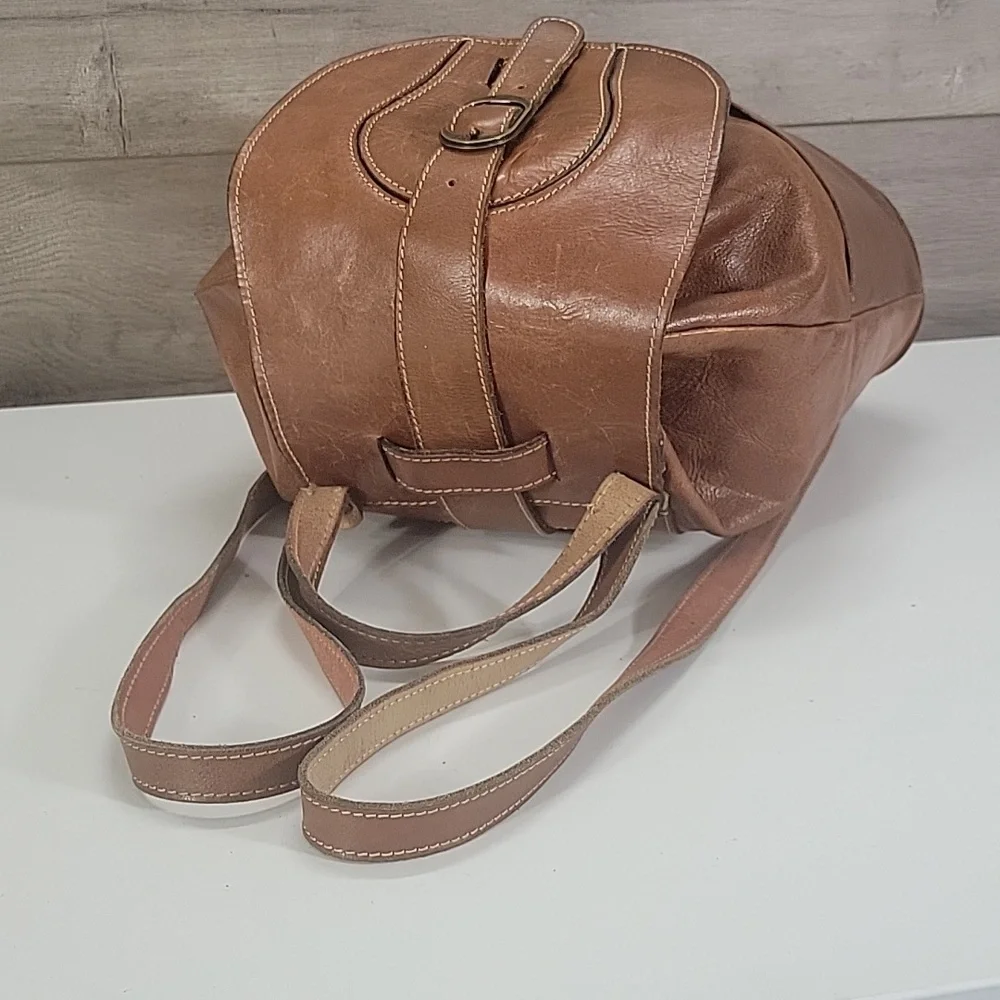Patricia Nash Classic Brown Distressed Leather Backpack
